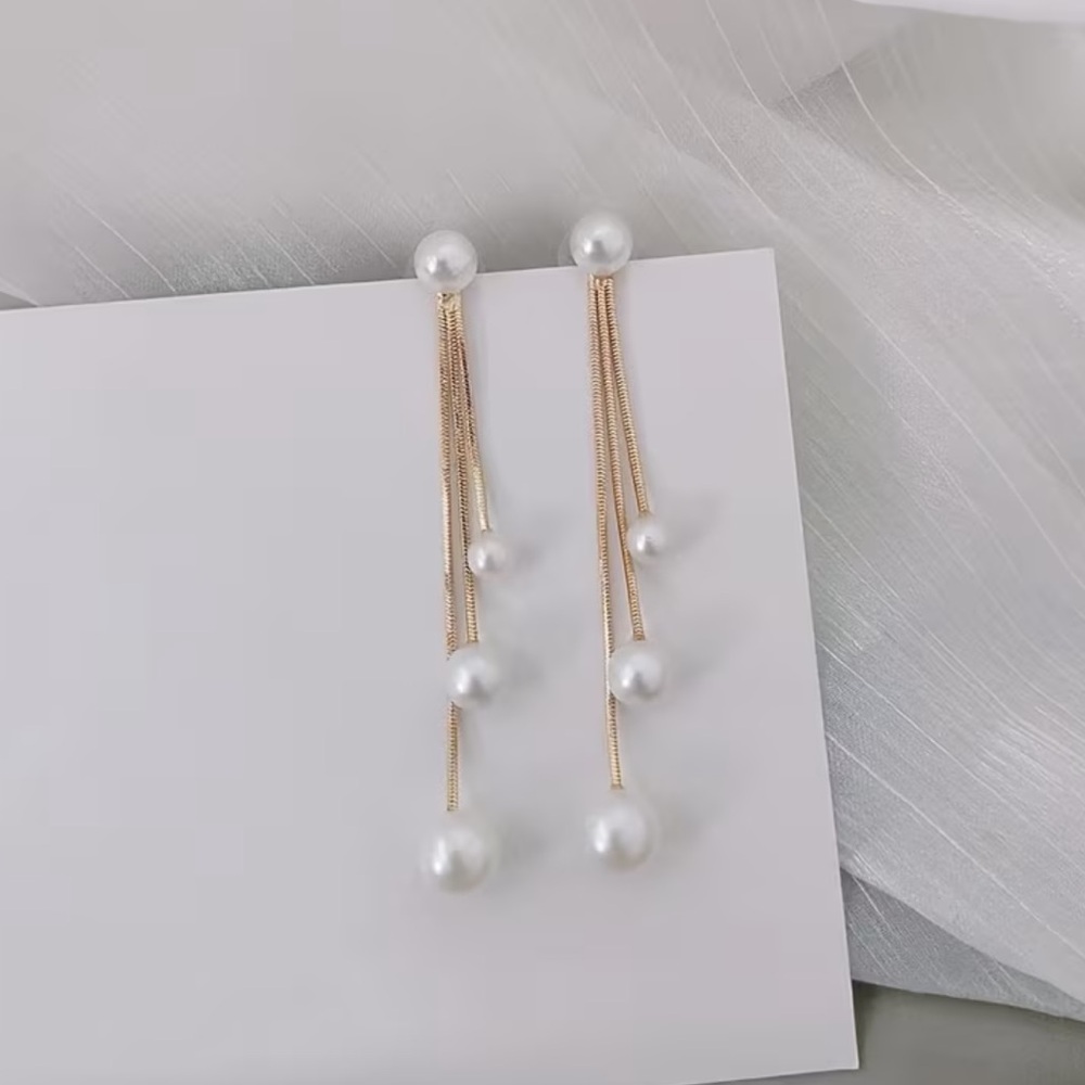 NEW Gold and Pearl Drop Tassel Luxury Earrings